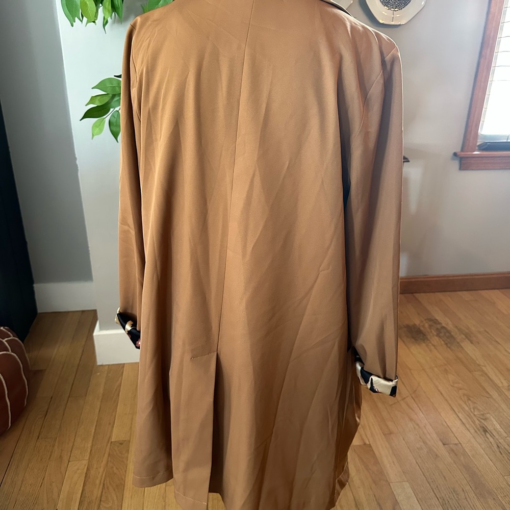 Amaryllis Waterfall Front Trench Coat- Women's Tan Open Front Jacket - Picture 4 of 4